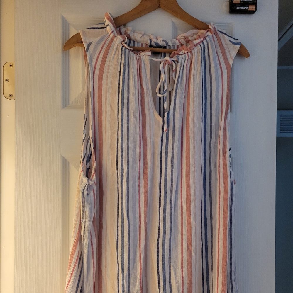 Torrid sleeveless top